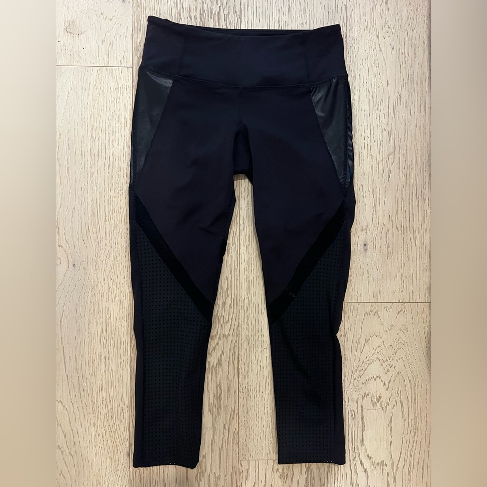Splits59 Black Athletic Leggings size small